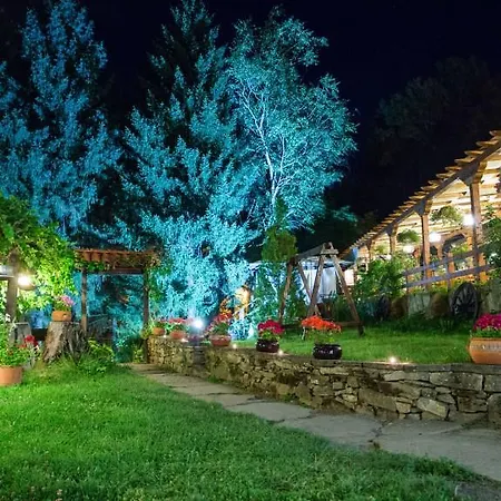 Hotel Bryasta & Restaurant 3*